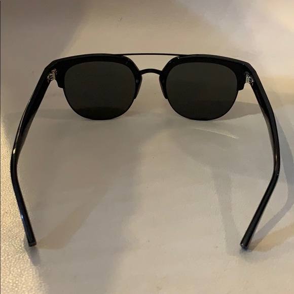 New Men’s Dolce&Gabbana Sunglasses - Picture 6 of 7